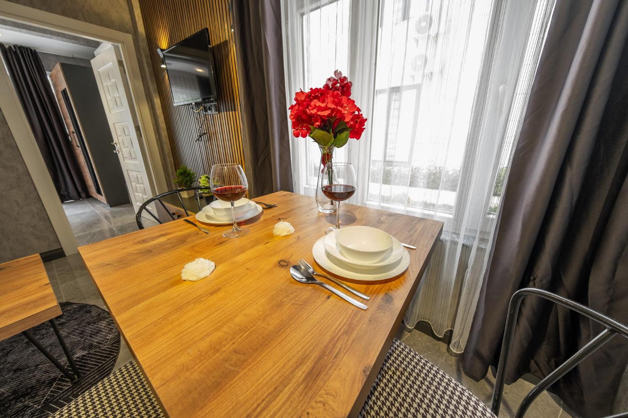 Mrt Suites Lara Анталія Екстер'єр фото