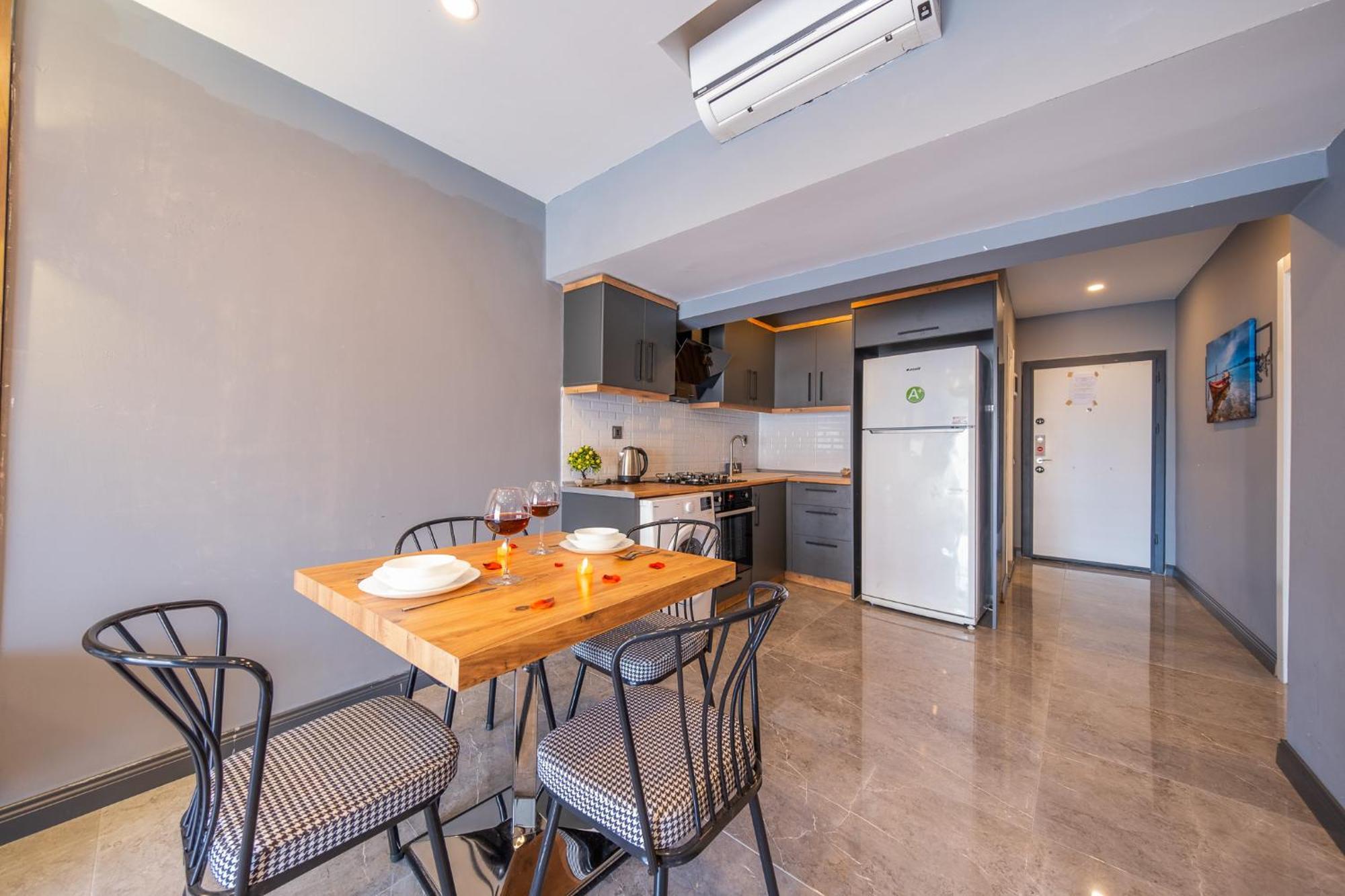 Mrt Suites Lara Анталія Екстер'єр фото
