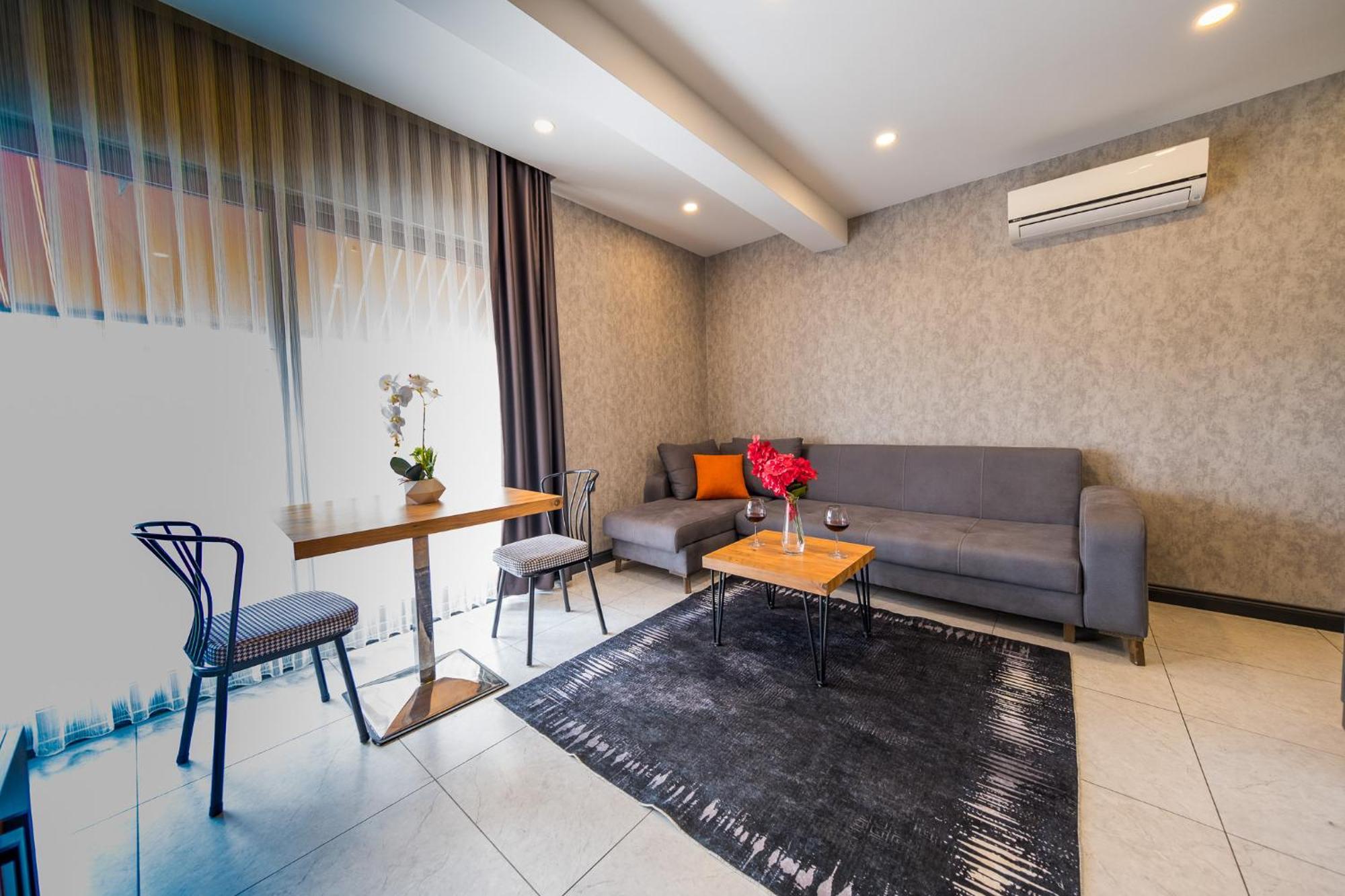 Mrt Suites Lara Анталія Екстер'єр фото