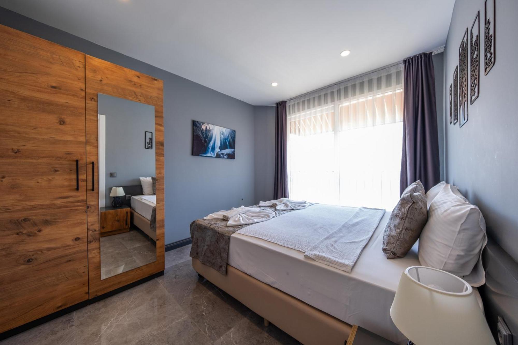 Mrt Suites Lara Анталія Екстер'єр фото
